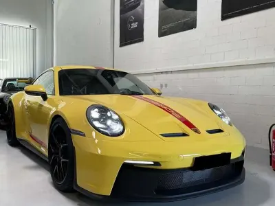 Gebraucht Porsche 911 GT3 510 PS (375 kW) 2024 Racinggelb Coupé
