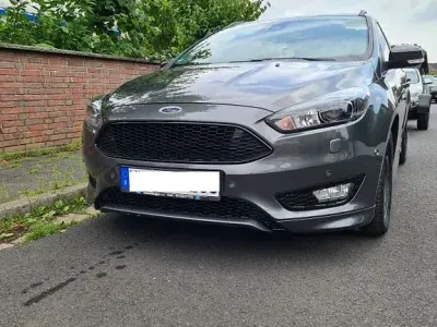 Second-hand Ford Focus ST-Line 150 CP (110 kW) 2017 Negru Berlinǎ