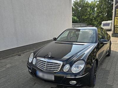 Mercedes E200