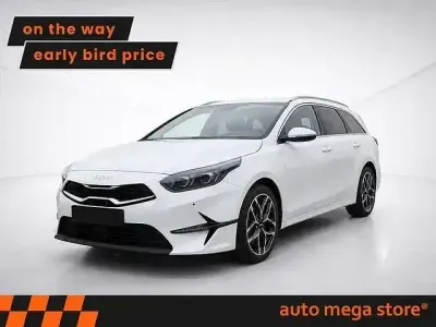 Gebraucht Kia Ceed Sportswagon Platinum 136 PS (100 kW) 2022 Weiß Kombi