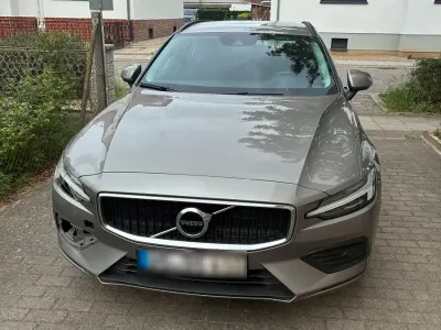 Gebraucht Volvo V60 150 PS (110 kW) 2019 Braun Kombi