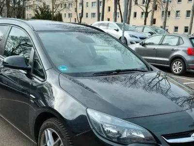 Brugt Opel Astra 140 HK (102 kW) 2013 Sort Stationcar