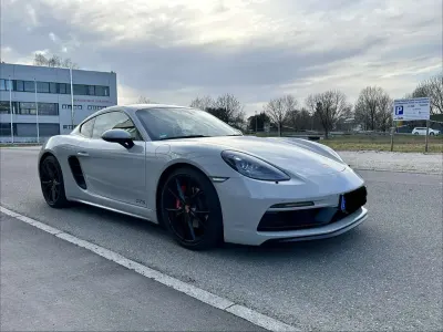 Usata Porsche 718 Cayman 366 CV (269 kW) 2018 Grigio Coupé