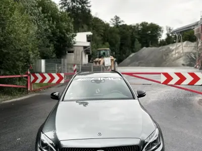 Gebraucht Mercedes C43 AMG AMG 367 PS (269 kW) 2017 Grau Kombi