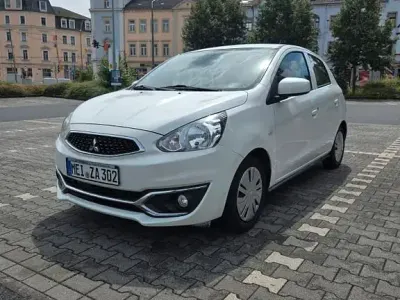 Gebraucht Mitsubishi Space Star Basis 71 PS (52 kW) 2020 Weiß Kleinwagen