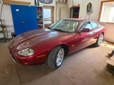 Gebraucht Jaguar XK8 284 PS (208 kW) 1997 Rot Coupé