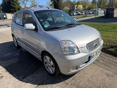 Usata Kia Picanto EX 65 CV (47 kW) 2006 Argento Utilitaria