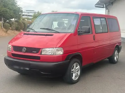 Gebraucht VW T4 102 PS (75 kW) 1996 Rot Van