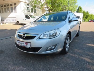 Gebraucht Opel Astra Selection 101 PS (74 kW) 2011 Silber Kombi