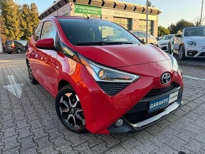 Gebraucht Toyota Aygo X-play 72 PS (52 kW) 2022 Rot Kleinwagen