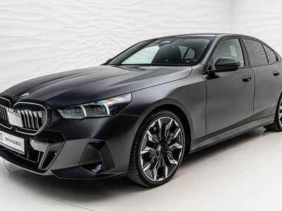 Gebraucht BMW 540 M Sport 303 PS (222 kW) 2025 Grau Limousine