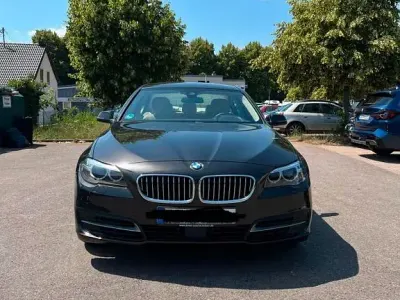 Gebraucht BMW 525 218 PS (160 kW) 2014 Braun Limousine