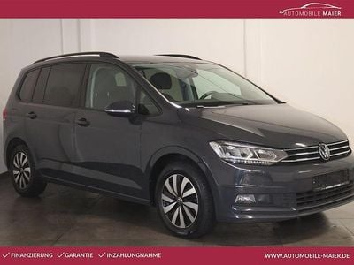 Gebraucht VW Touran 122 PS (89 kW) 2022 Grau Van / Kleinbus