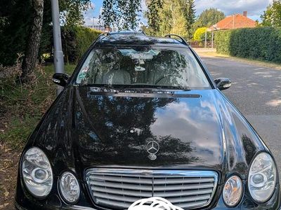 Mercedes E240