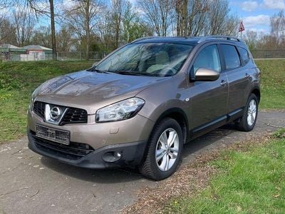 Gebraucht Nissan Qashqai +2 150 PS (110 kW) 2011 Gold SUV
