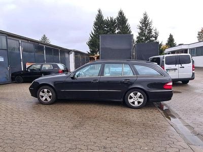 Mercedes E200