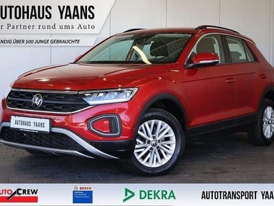 Second-hand VW T-Roc Life 110 CP (80 kW) 2022 Roșu SUV