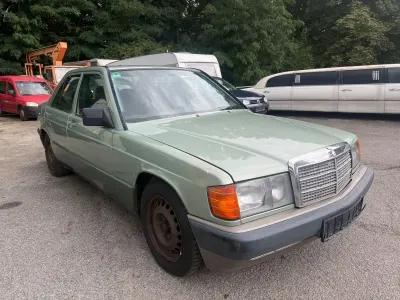 Gebraucht Mercedes 190 122 PS (89 kW) 1989 Limousine