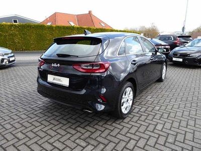 Gebraucht Kia Ceed Vision 140 PS (102 kW) 2025 Schwarz Kleinwagen