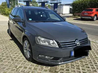 Gebraucht VW Passat 140 PS (102 kW) 2013 Grau Kombi