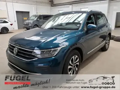 Gebraucht VW Tiguan Active 245 PS (180 kW) 2022 Nightshade blue metallic SUV