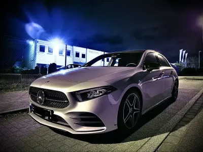 Gebraucht Mercedes A250 AMG line 224 PS (164 kW) 2020 Silber Kleinwagen