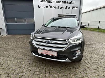 Gebraucht Ford Kuga Titanium 150 PS (110 kW) 2019 Grau SUV