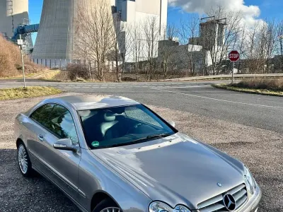 Gebraucht Mercedes CLK200 170 PS (125 kW) 2005 Andere farben Coupé