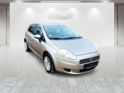 Gebraucht Fiat Grande Punto Dynamic 77 PS (56 kW) 2007 Grau Kleinwagen
