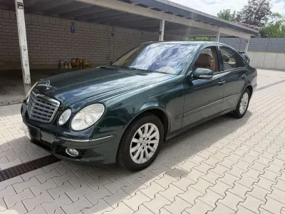 Używany Mercedes E350 272 KM (200 kW) 2006 Zielony Sedan/Limuzyna