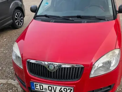 Gebraucht Skoda Fabia 60 PS (44 kW) 2009 Rot Kleinwagen