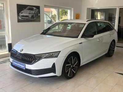 Usata Skoda Octavia SportLine 150 CV (110 kW) 2025 Bianco Station wagon