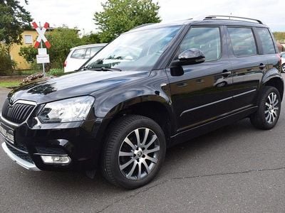 Schwarz Gebraucht 2015 Skoda Yeti SUV | 11.999 € (Fairer Preis)