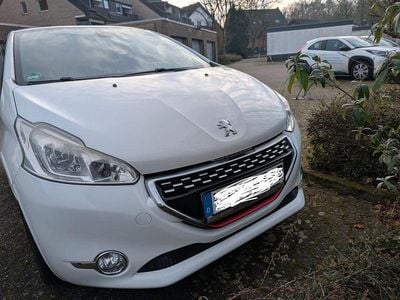 Gebraucht Peugeot 208 GTi 200 PS (147 kW) 2014 Weiß Kleinwagen