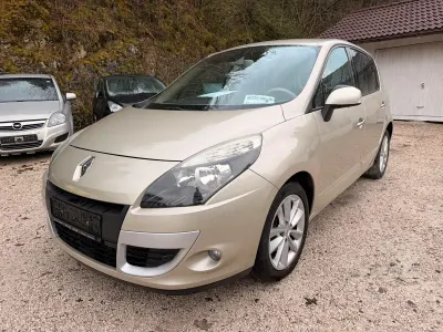 Gebraucht Renault Scénic III Luxe 131 PS (96 kW) 2010 Beige Van / Kleinbus