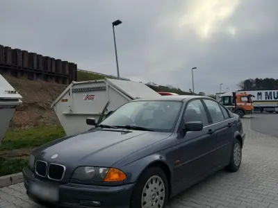 Gebraucht BMW 318 118 PS (86 kW) 1999 Grau Limousine