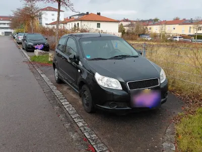 Gebraucht Chevrolet Aveo 84 PS (61 kW) 2010 Schwarz Limousine