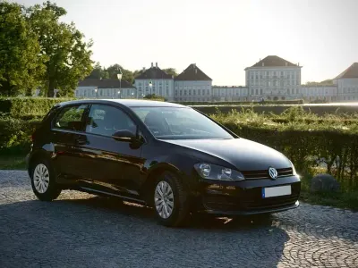 Gebraucht VW Golf VII Trendline 86 PS (63 kW) 2013 Schwarz Limousine