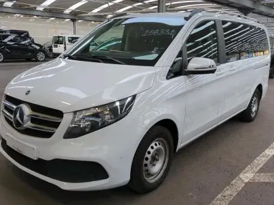 Usata Mercedes V220 163 CV (119 kW) 2022 Bianco Monovolume