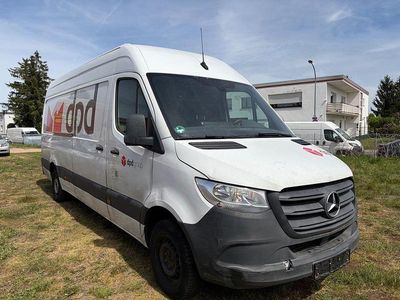 Używany Mercedes Sprinter 143 KM (105 kW) 2019 Biały Van