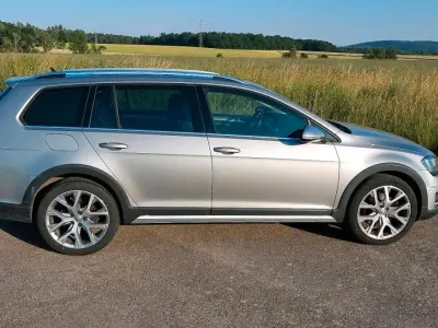 Gebraucht VW Golf Alltrack 180 PS (132 kW) 2016 Grau Kombi