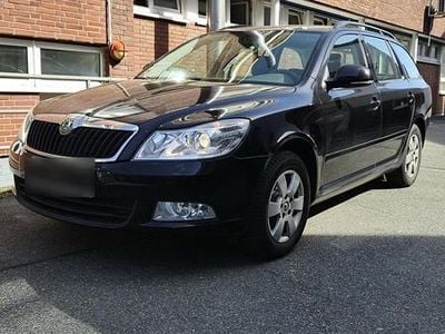 Gebraucht Skoda Octavia Impuls Edition 105 PS (77 kW) 2011 Schwarz Kombi