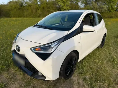 Gebraucht Toyota Aygo 72 PS (52 kW) 2021 Weiß Kleinwagen