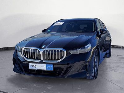 Schwarz Gebraucht 2024 BMW 520 Performance Kombi | 49.860 € (Guter Preis)