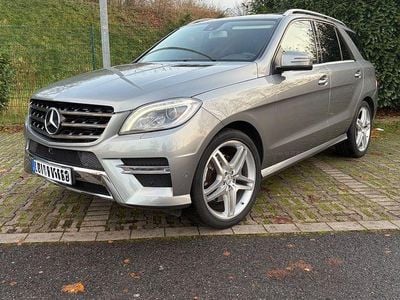 Second-hand Mercedes ML350 Sport 258 CP (189 kW) 2015 Gri SUV