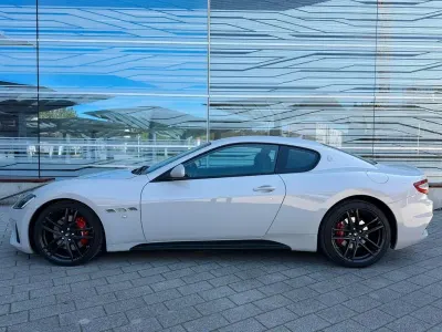 Gebraucht Maserati Granturismo 460 PS (338 kW) 2019 Grau Coupé