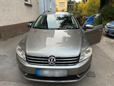 Gebraucht VW Passat 170 PS (125 kW) 2011 Braun Kombi