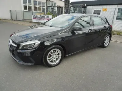 Gebraucht Mercedes A200 Edition 136 PS (100 kW) 2017 Schwarz Limousine