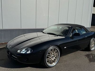 gebraucht Jaguar XK8 Cabriolet - schwarz/beige deutsches Auto Top