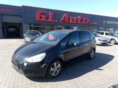 Gebraucht Ford S-MAX Titanium 140 PS (102 kW) 2008 Schwarz Van / Kleinbus